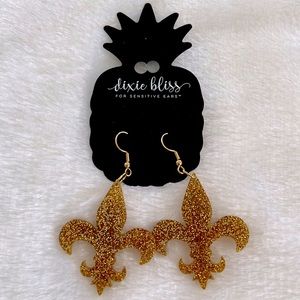 Fleur-De-Lis earrings